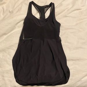 Lululemon tank with built in bra